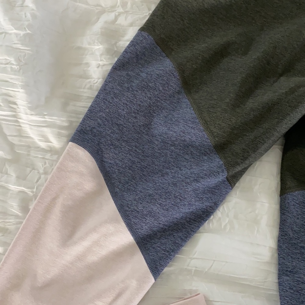 outdoor voices high waisted color block leggings - Picture 4 of 4
